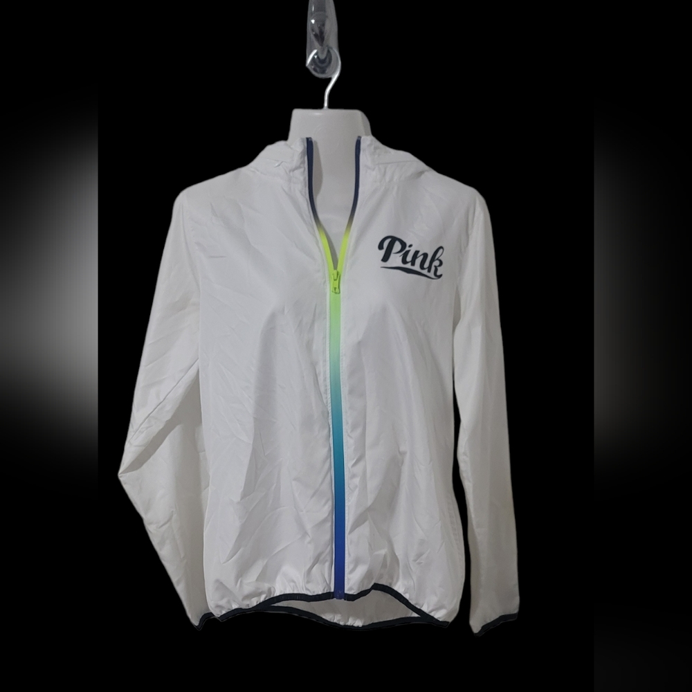 COPY - PINK VICTORIAS SECRET LIGHT WEIGHT WINDBREAKER WITH ZIPPER ENCLOSED HOOD